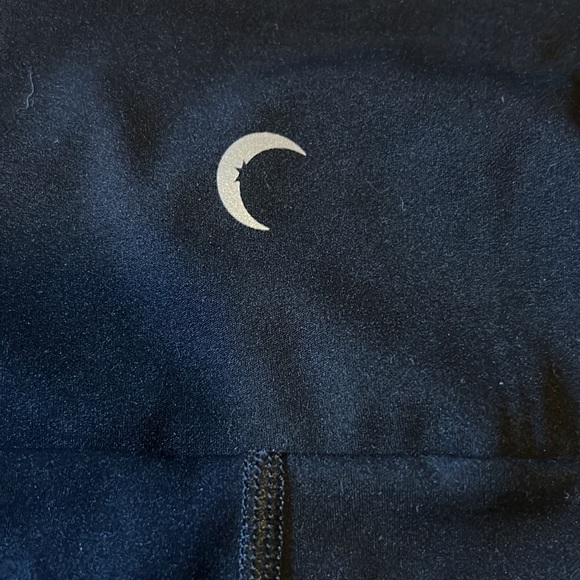 ZYIA Crops 14-16 - Picture 3 of 4